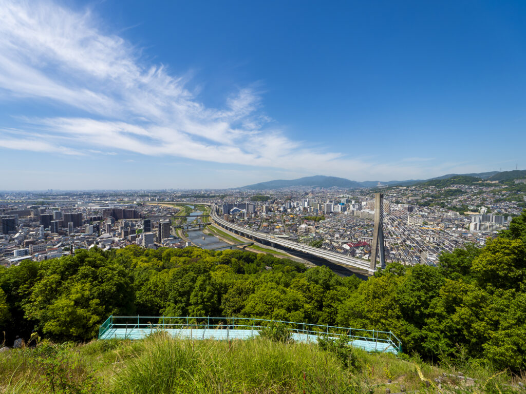 川西市の街並み